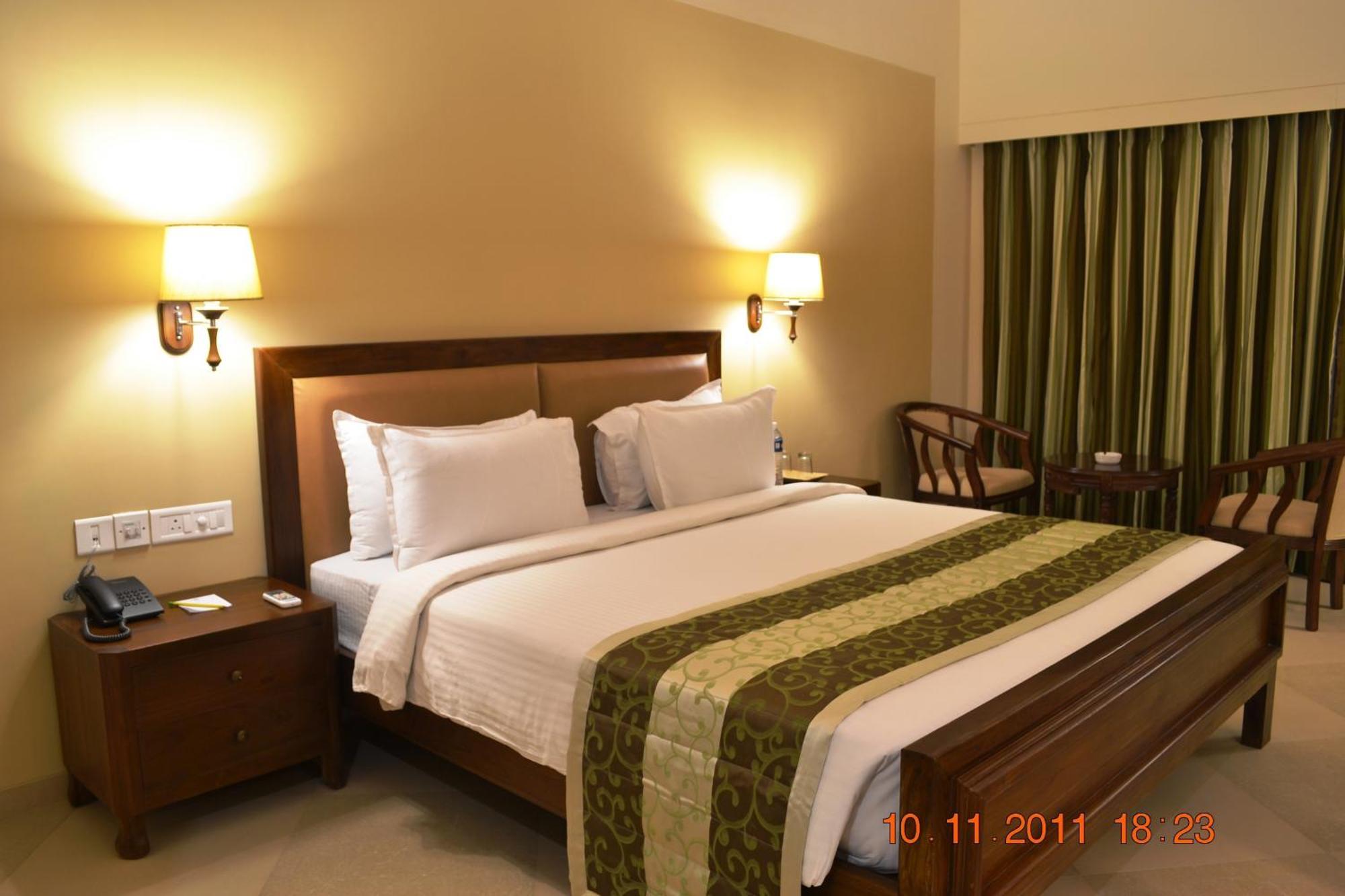 Uday Suites - The Airport Hotel Thiruvananthapuram Exteriér fotografie