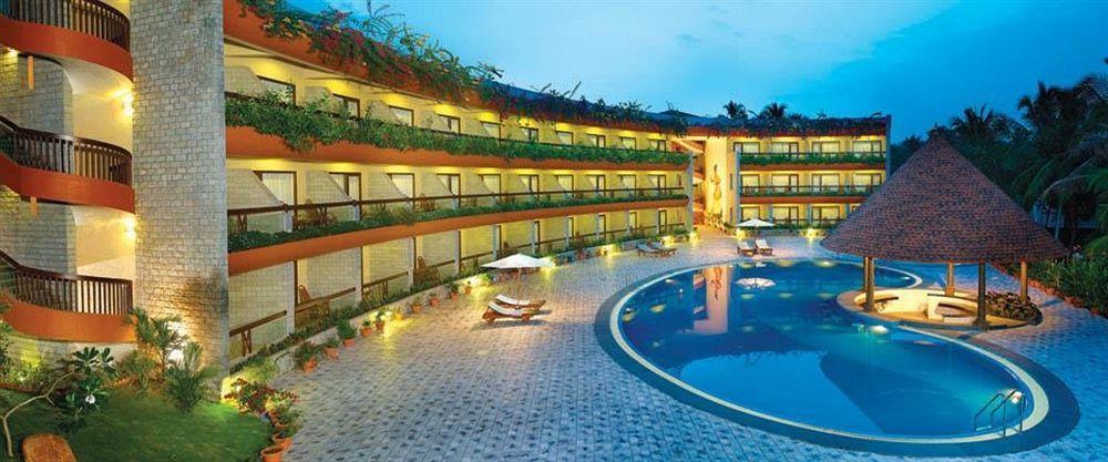 Uday Suites - The Airport Hotel Thiruvananthapuram Exteriér fotografie